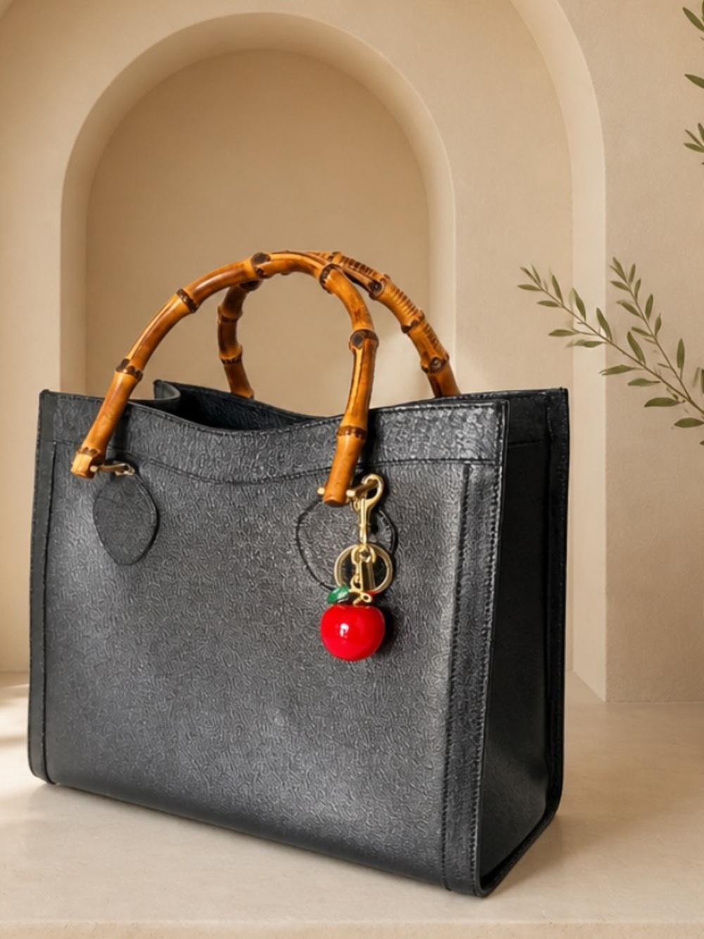 Gucci Diana Black Bamboo-Handle Tote Bag - Classic Women's Handbag